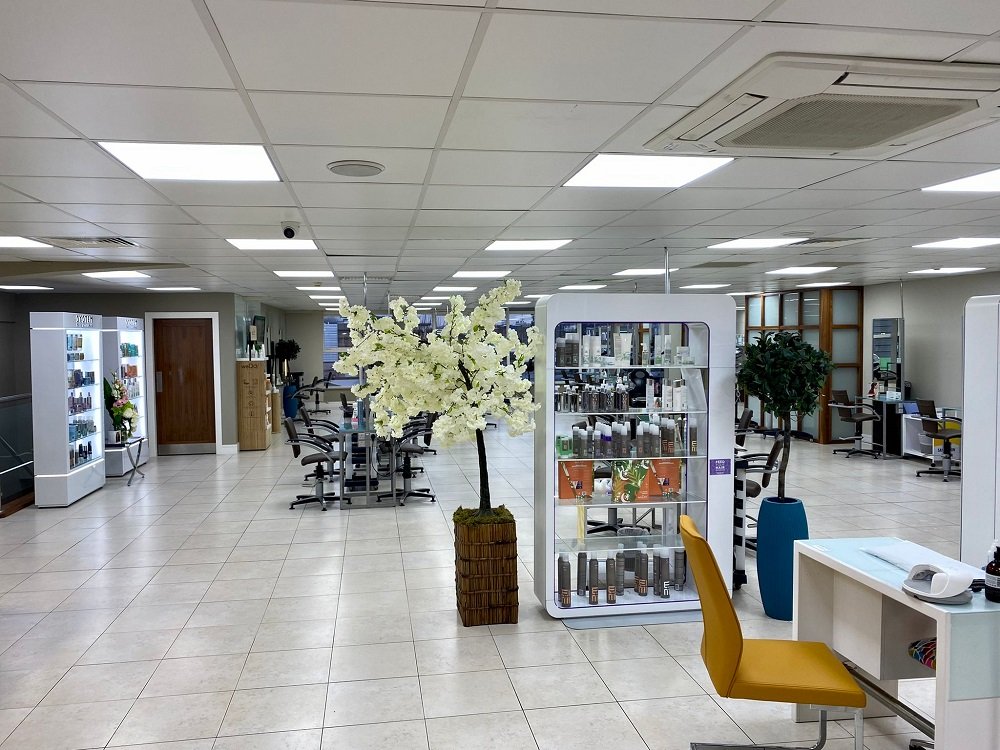 INSIDE BELLISSIMO GALWAY HAIR AND BEAUTY SALON 1