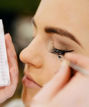 makeup-and-nails-at-Bellissimo-Salon-in-Galway