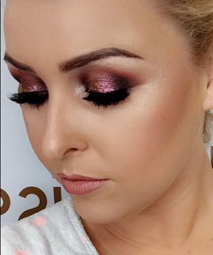 Make-up-services-at-Bellissimo-Beauty-Salon-Limerick